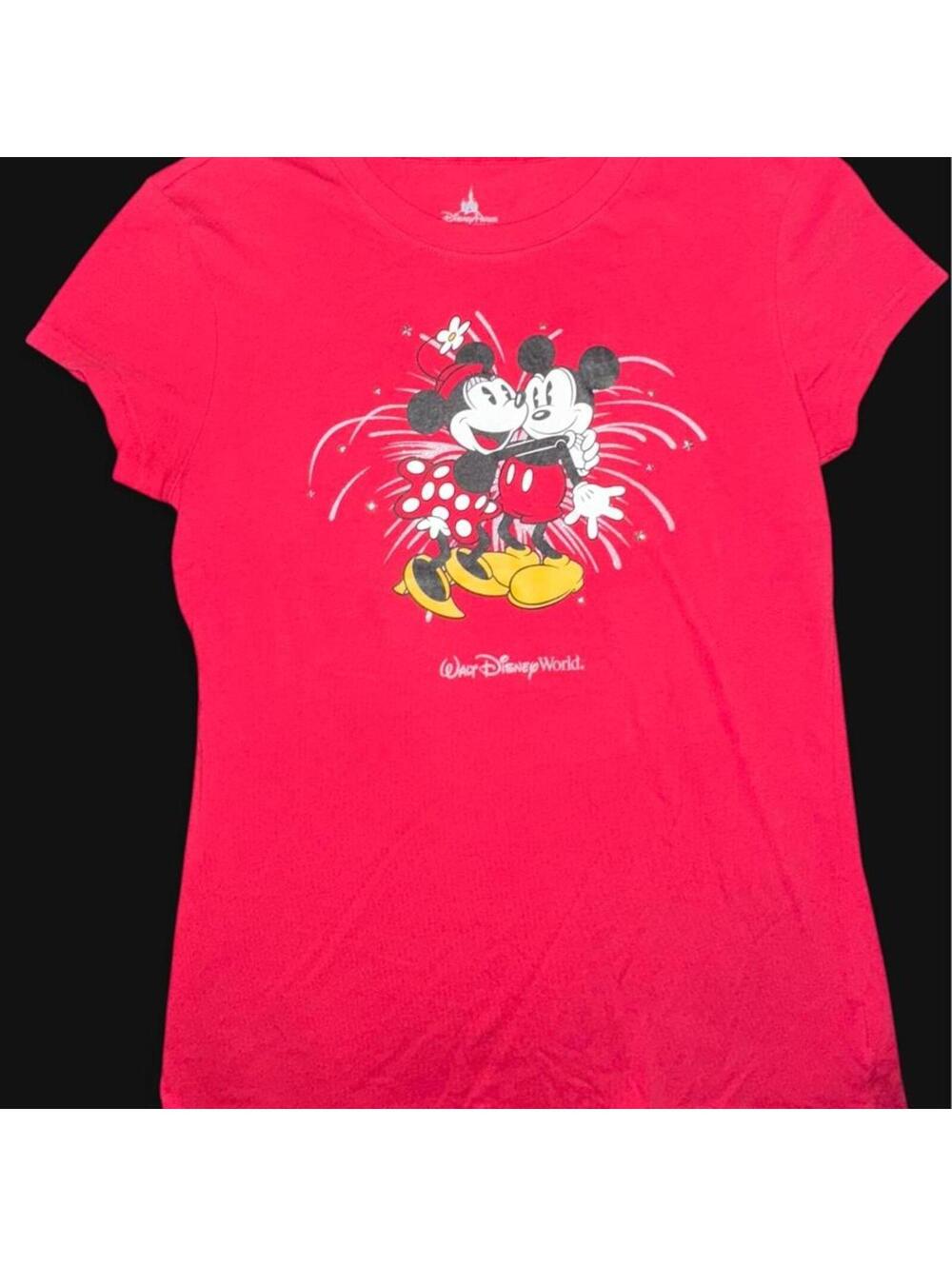 Walt Disney World Minnie & Mickey Tee – Red Graphic Tee – Licensed Disney large
